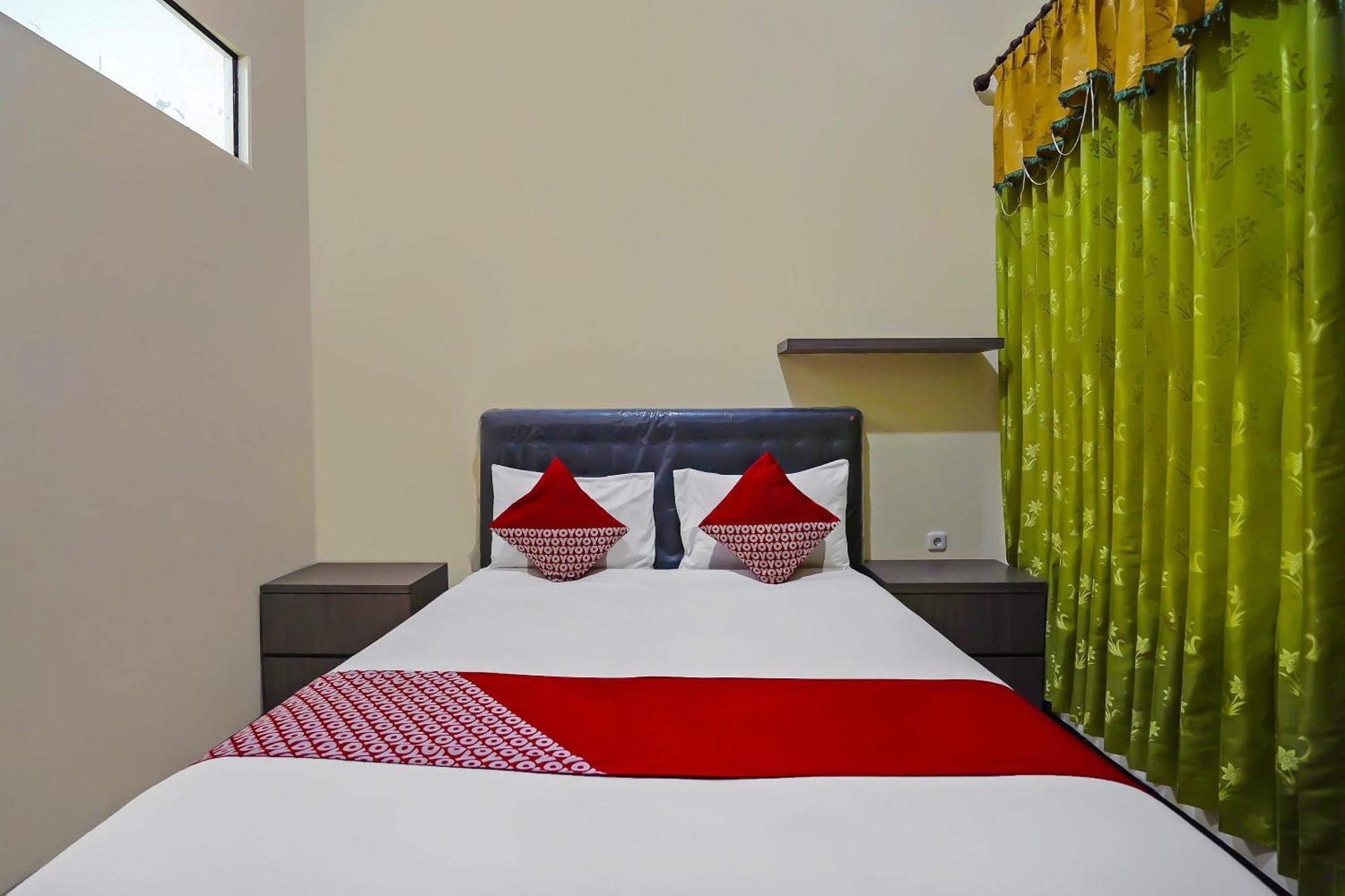 Oyo Life 511 Grace Residence Surabaya Exterior foto