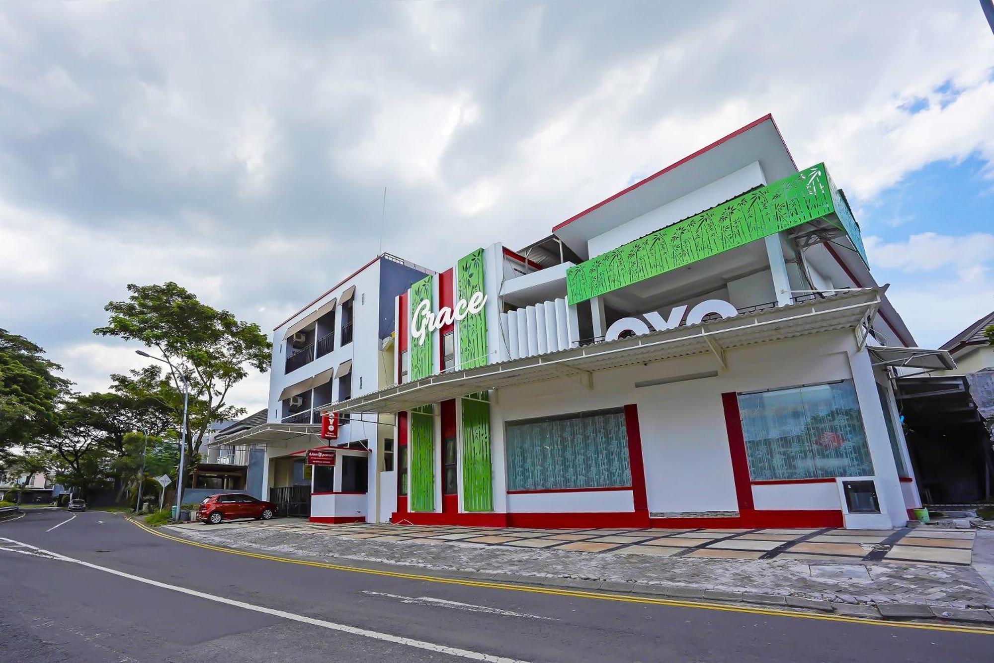 Oyo Life 511 Grace Residence Surabaya Exterior foto